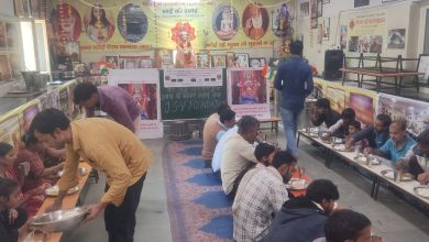 Photo of विजयश्री फाउन्डेशन : JSV Foundation ने की निशक्त तीमारदारों की भोजन सेवा