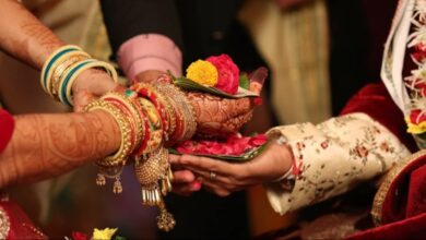 Photo of हिंदू शादियों के लिए कन्यादान जरूरी नहीं, केवल सात फेरे हैं जरूरी : हाईकोर्ट