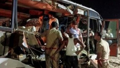 Photo of शाहजहांपुर : गिट्टी से भरा डंपर बस पर पलटा, 11 श्रद्धालुओं की मौत