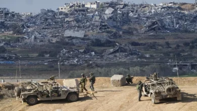 Photo of रफह में इजराइली सेना बरसा रही है बम और बारूद, 37 लोगों की हुई मौत