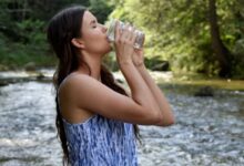 Photo of खाली पेट पानी पीने के होते हैं कई फायदे, जानिए कितने गिलास पीना चाहिए