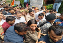 Photo of भारी सुरक्षा के बीच सुलतानपुर एमपी/एमएलए कोर्ट में हाजिर हुए राहुल गांधी