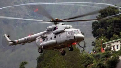 Photo of केदारनाथ में बड़ा हादसा, MI-17 से छिटक कर मंदाकिनी नदी में गिरा क्षतिग्रस्त क्रिस्टल हेलीकॉप्टर