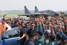 Photo of प्रधानमंत्री मोदी ने आदमपुर एयर बेस का दौरा किया, जवानों से की बातचीत